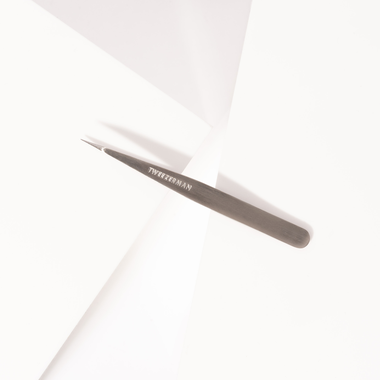 Pointed Slant Tweezer