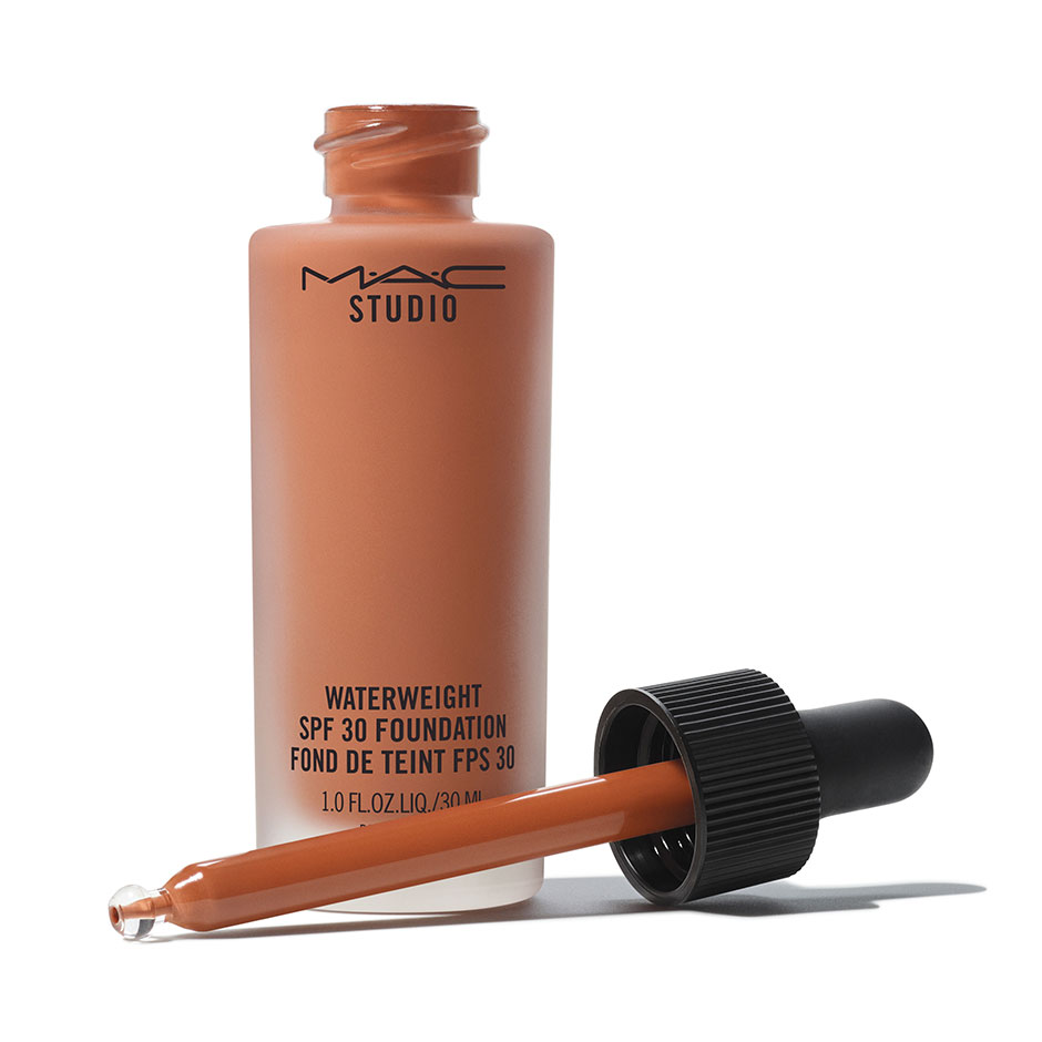 Studio Waterweight SPF30 Foundation