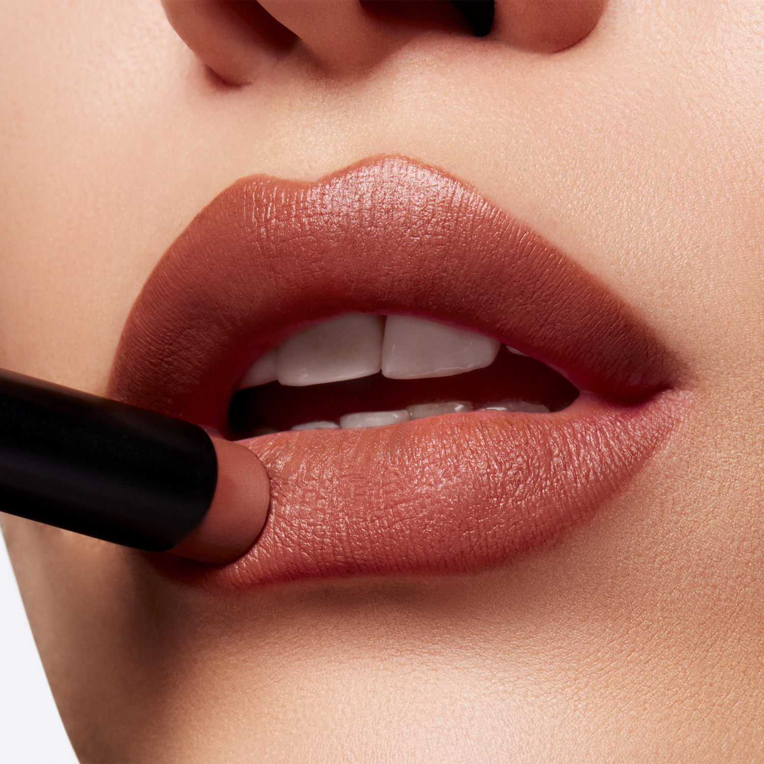 Powder Kiss Velvet Blur Slim Stick