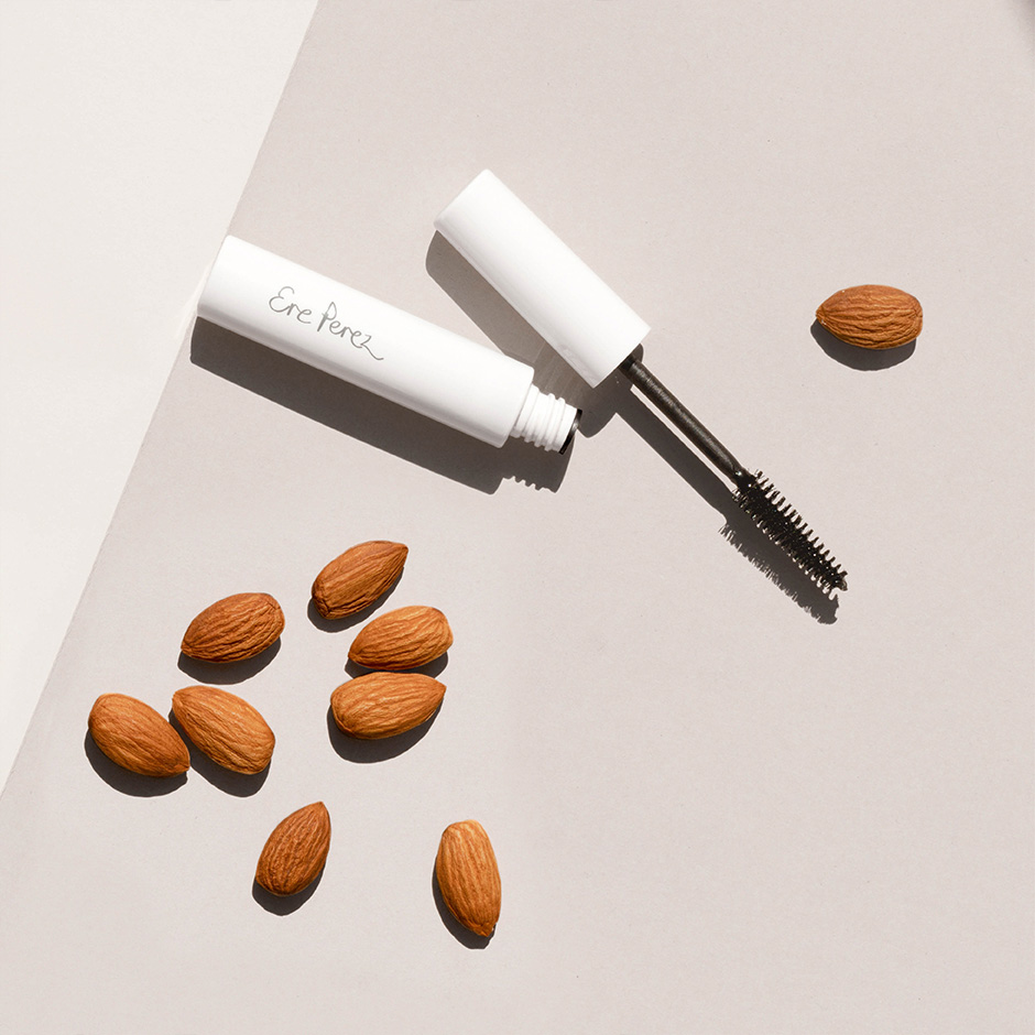 Natural Almond Mascara